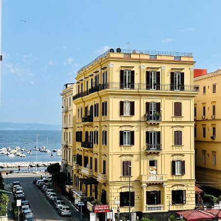 Bed and Breakfast Family Relax Caracciolo Nápoles Exterior foto