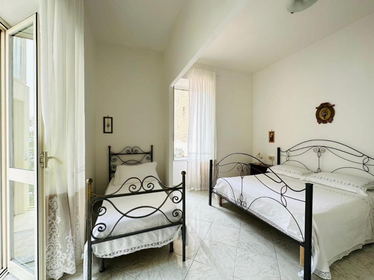 Bed and Breakfast Family Relax Caracciolo Nápoles Exterior foto