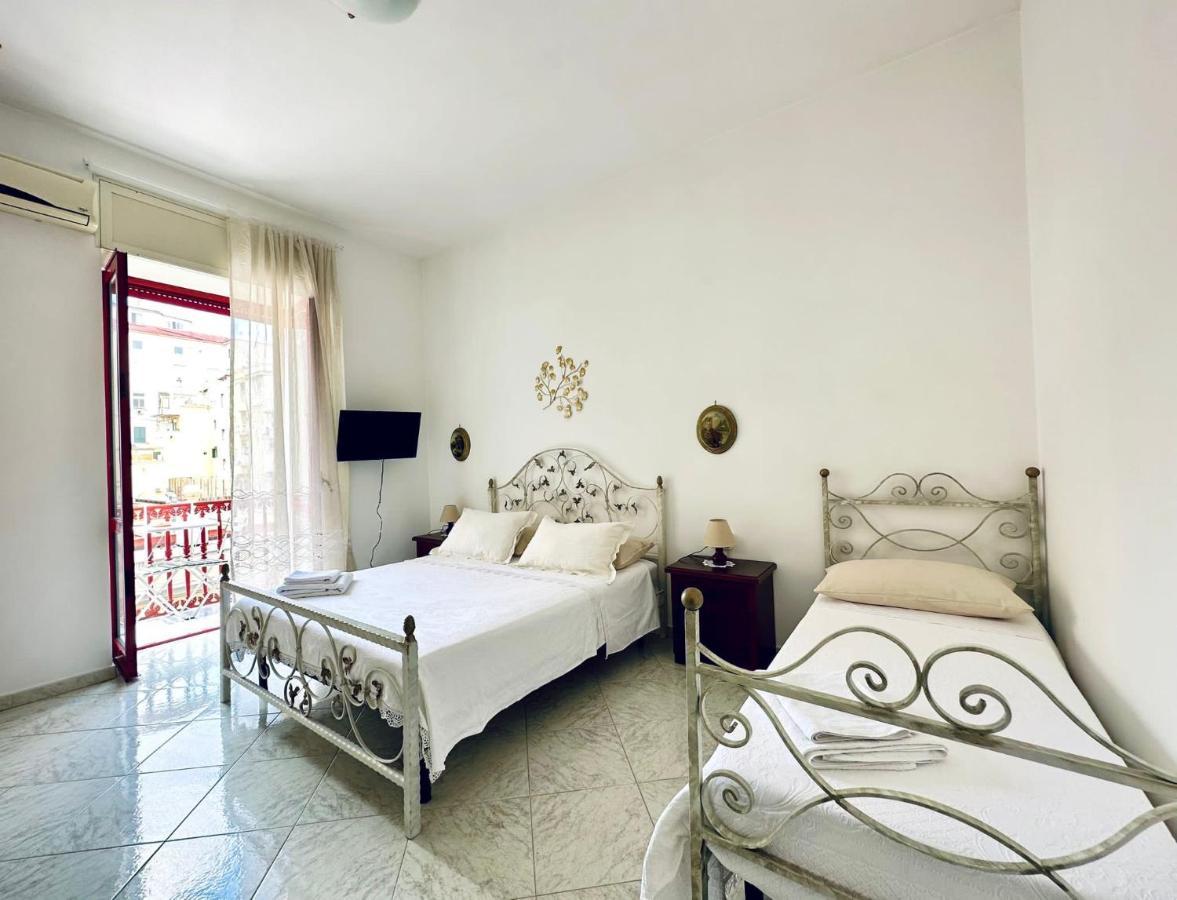 Bed and Breakfast Family Relax Caracciolo Nápoles Exterior foto